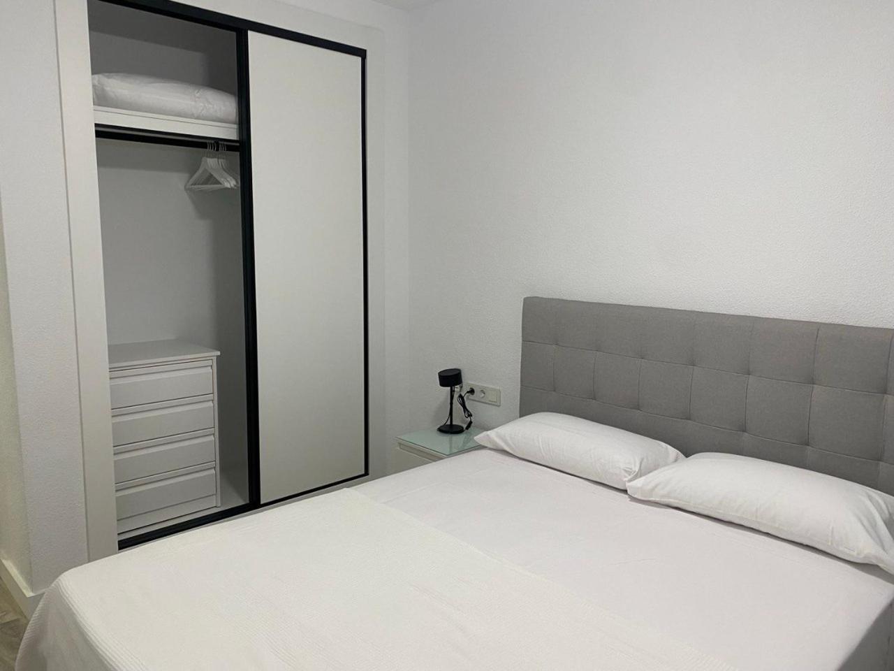 Apartamentos Turisticos Magallanes I サン・ペドロ・デル・ピナタル エクステリア 写真
